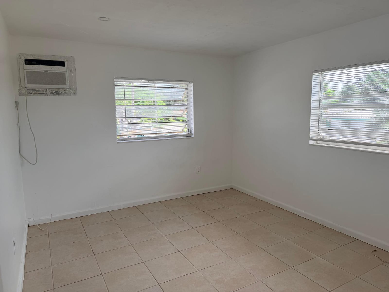 2285 NE 172ND Street 15 — photo 11