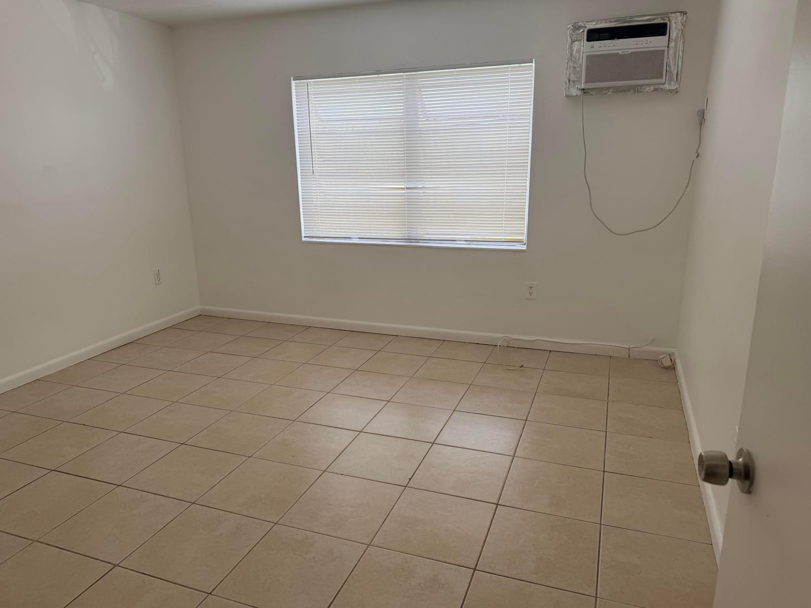 2285 NE 172ND Street 15 — photo 9