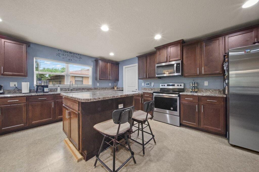 1680 SW BURLINGTON Street, Port St. Lucie, FL 34984 photo 8