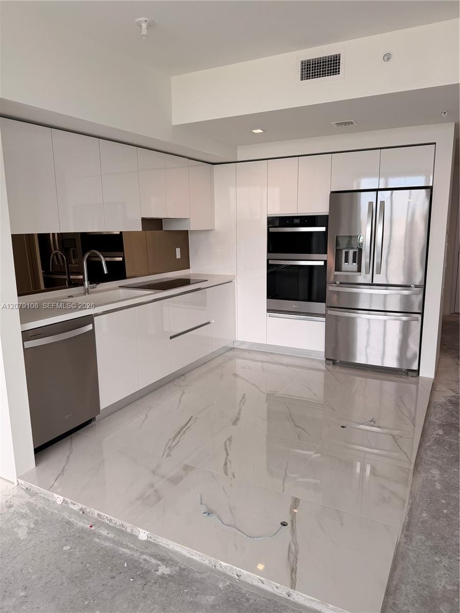 1170 E Hallandale Beach 403 — photo 9