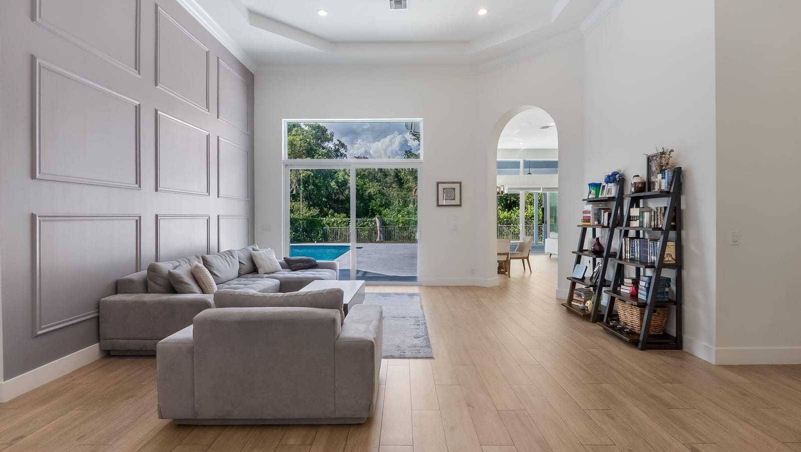 7083 NW 71ST Manor — photo 3