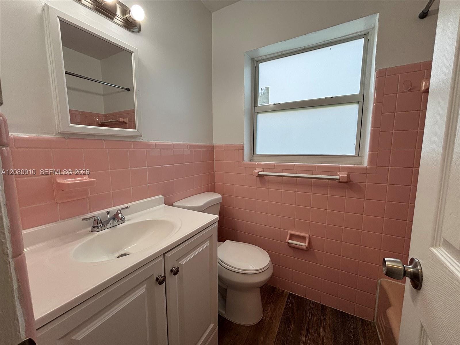 1821 Thomas Street 6 — photo 6