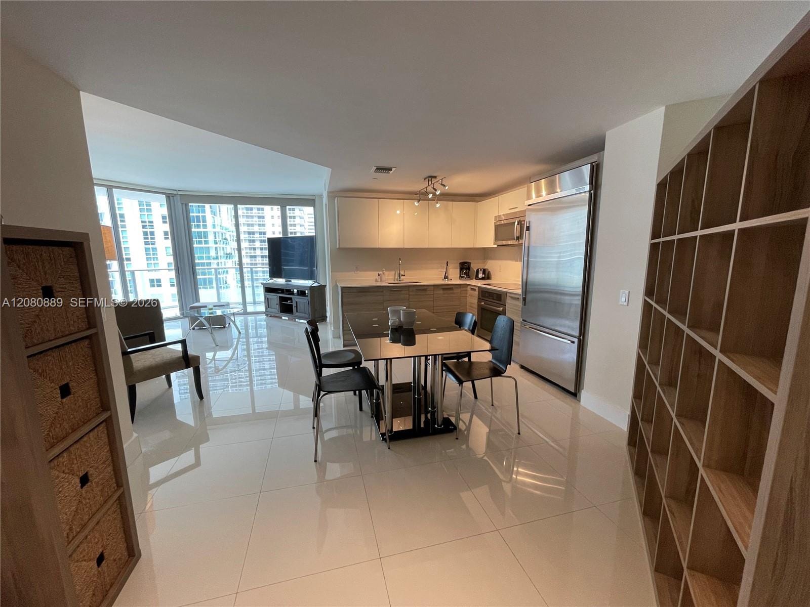 1300 Brickell Bay Drive 2010 — photo 8
