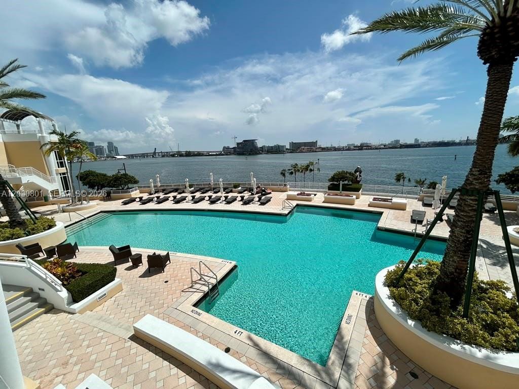 808 Brickell Key Drive 404, Miami, FL 33131 photo 14