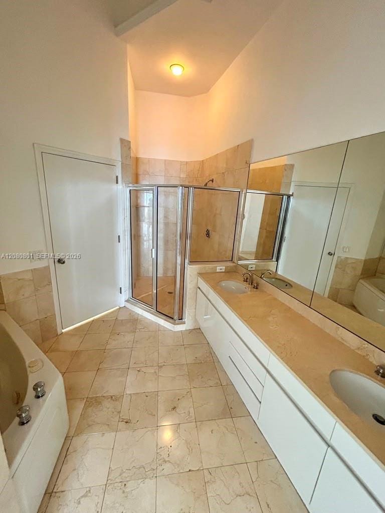 808 Brickell Key Drive 404 — photo 8