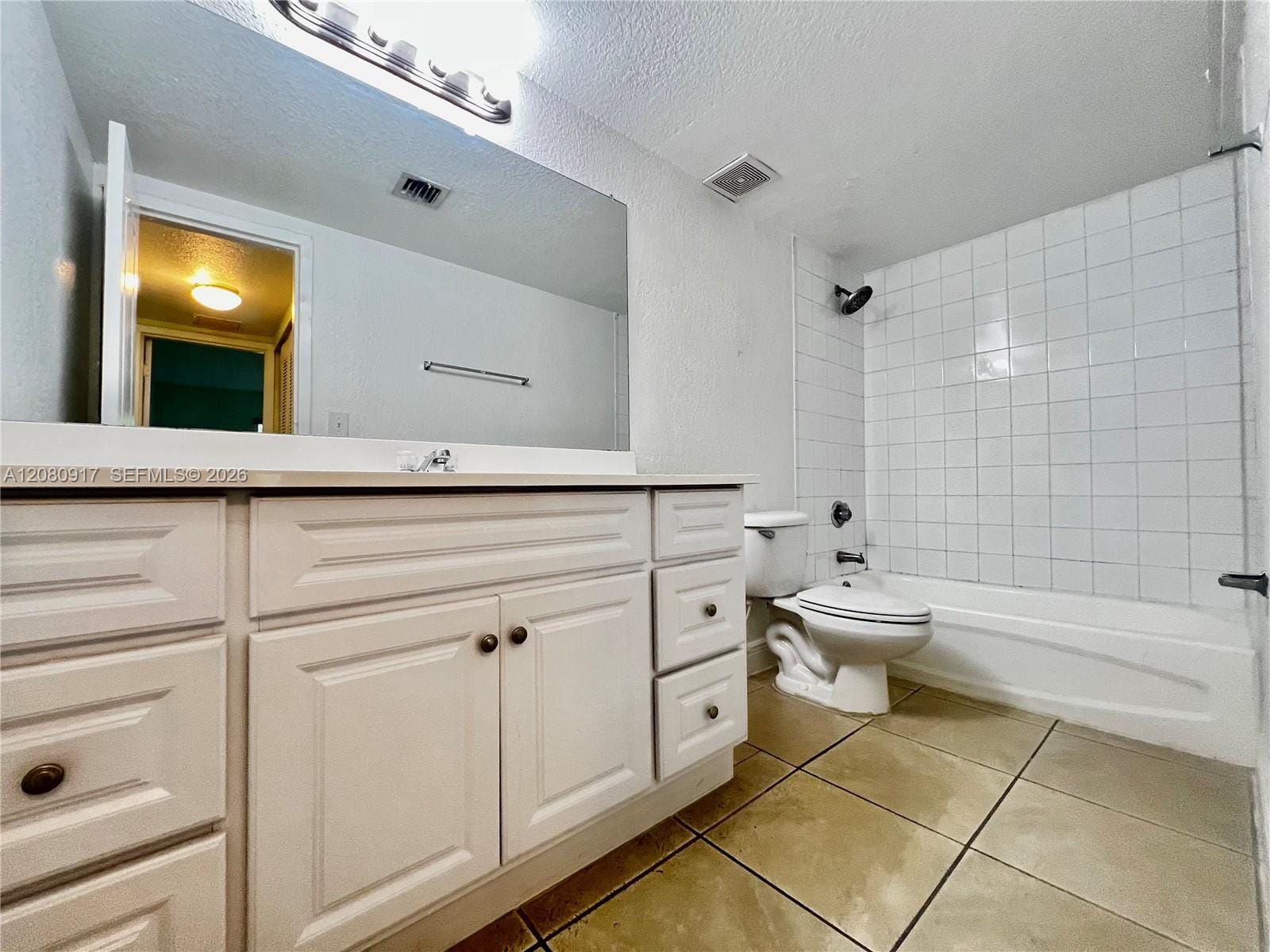 5201 Geneva Way 109 — photo 10