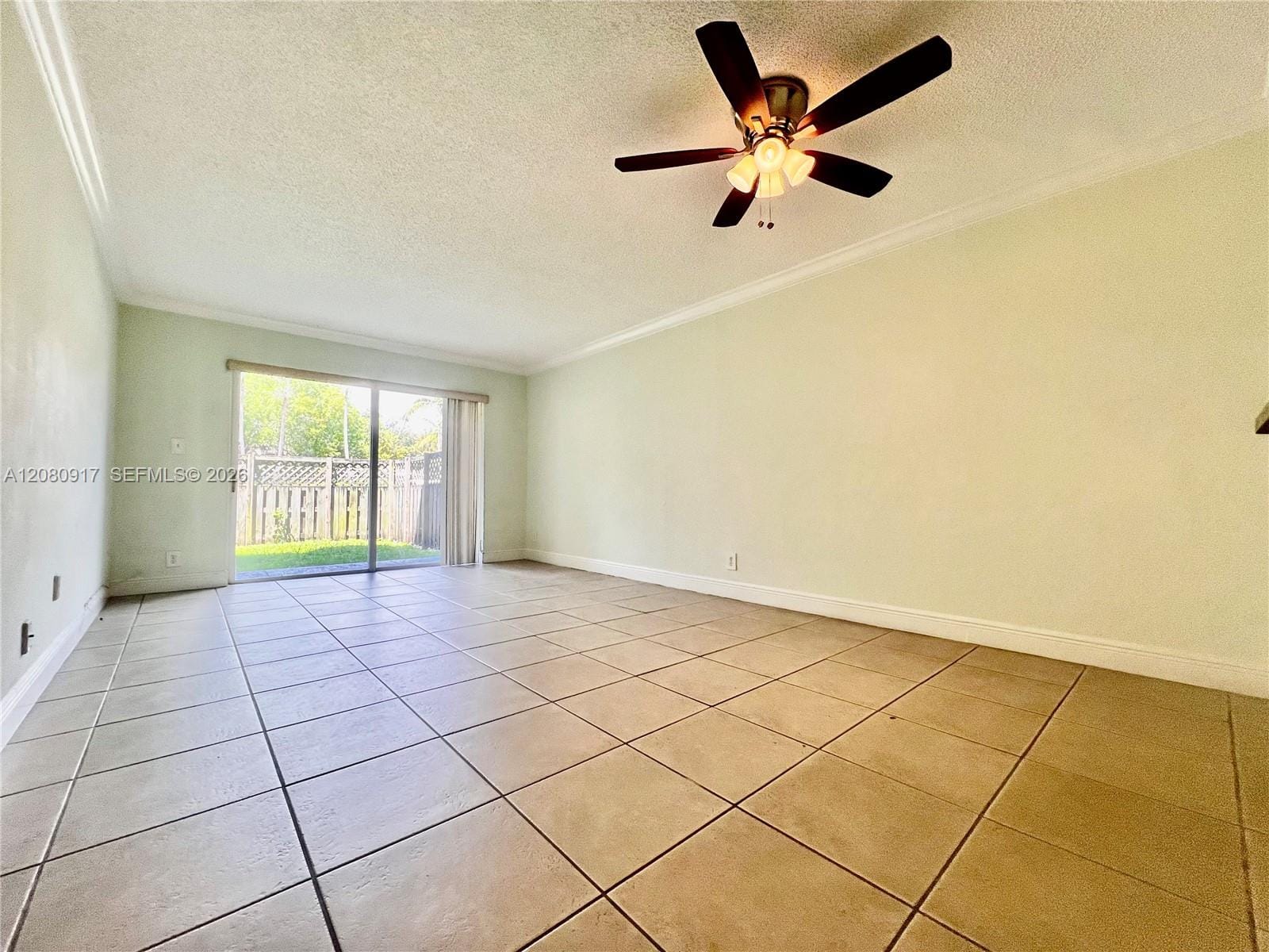 5201 Geneva Way 109 — photo 4