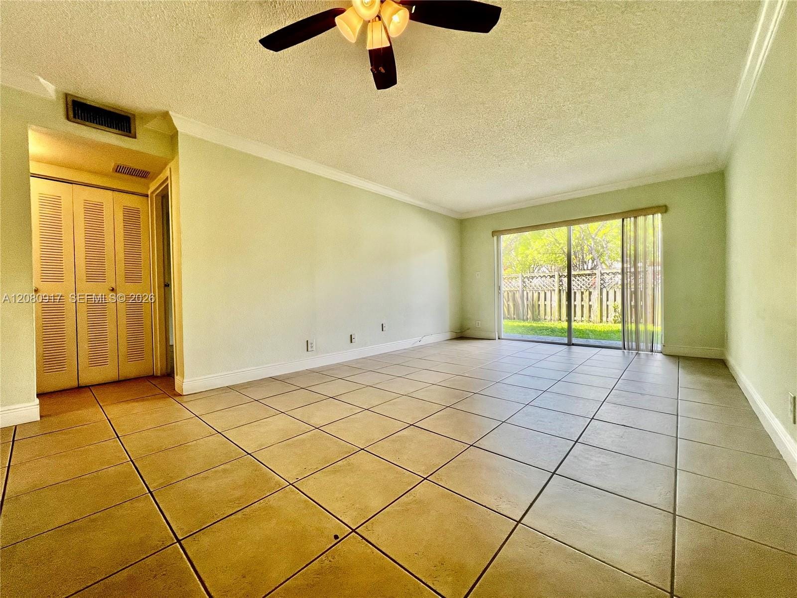 5201 Geneva Way 109 — photo 5