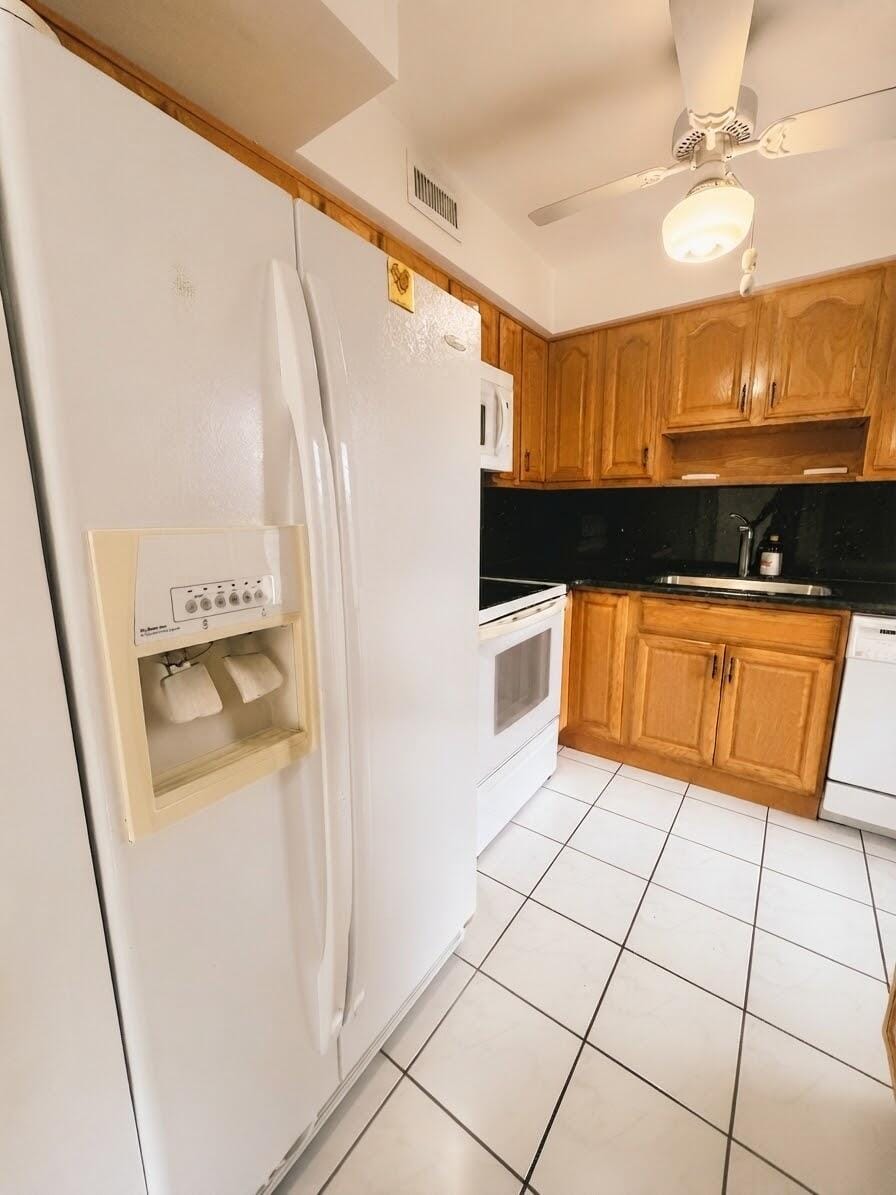 777 SE 2ND Avenue 213, Deerfield Beach, FL 33441 photo 2