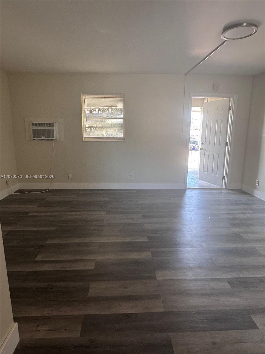 2150 Madison Street 22 — photo 2