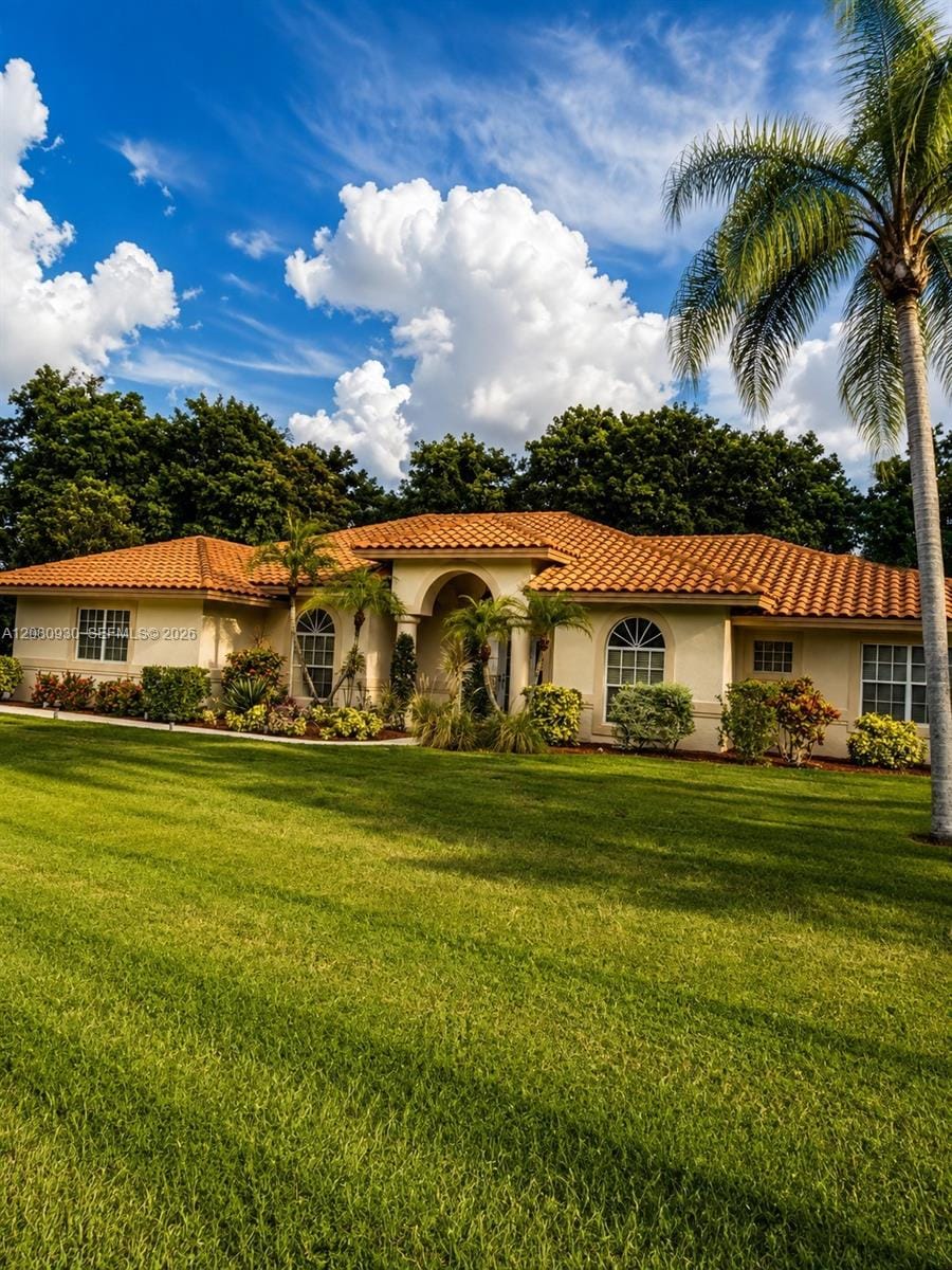 1100 NW 114th Avenue, Plantation, FL 33323