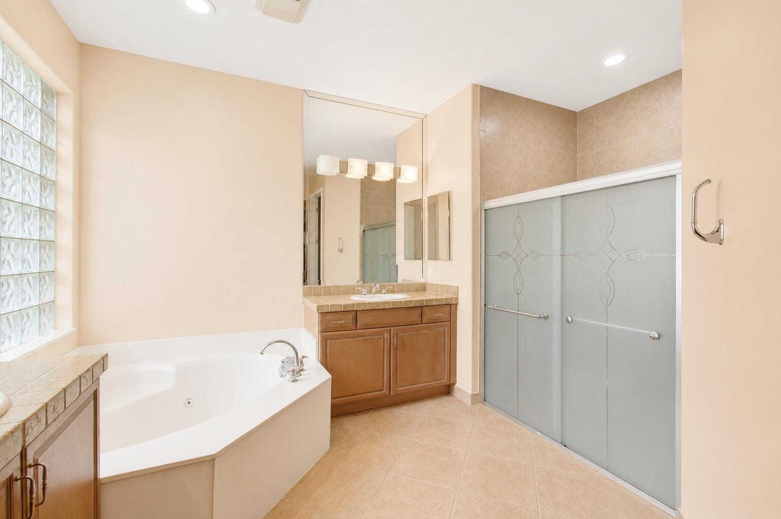 8855 Majorca Bay Drive, Lake Worth, FL 33467 photo 13