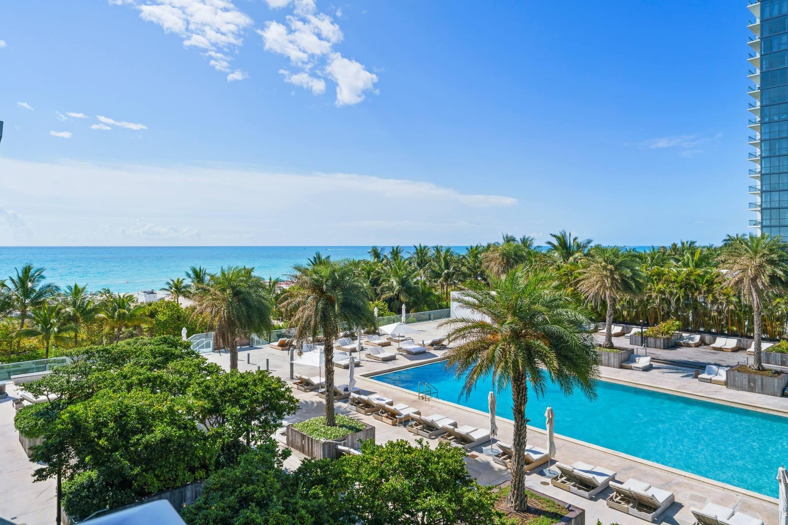 2301 COLLINS Avenue 407, Miami Beach, FL 33139