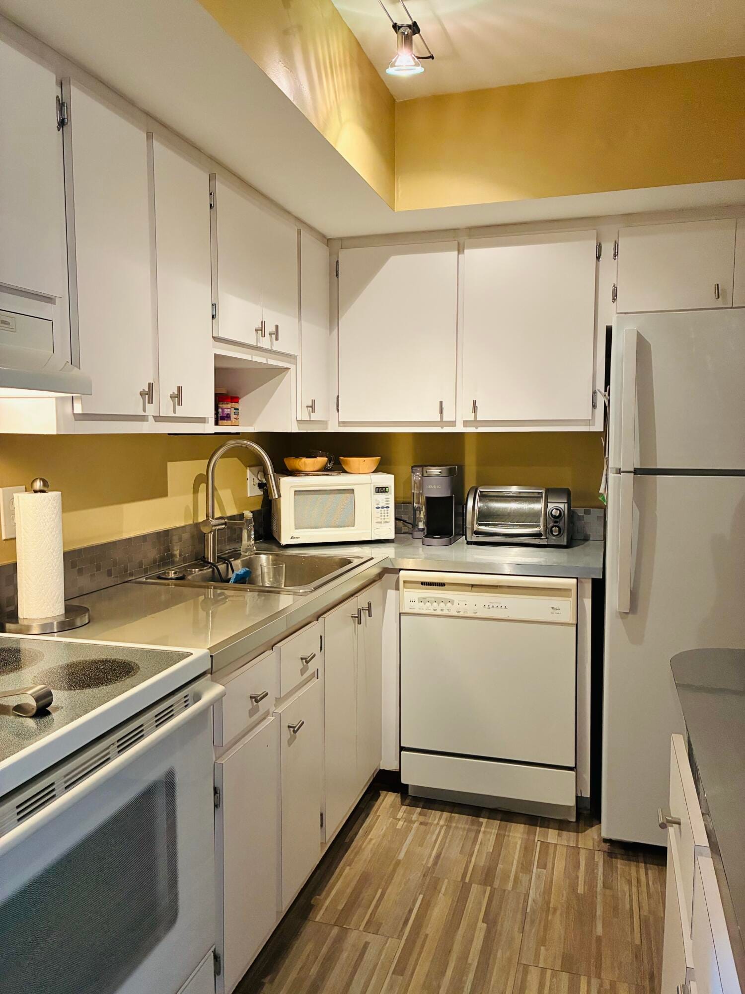 505 Spencer Drive 312, West Palm Beach, FL 33409 photo 7