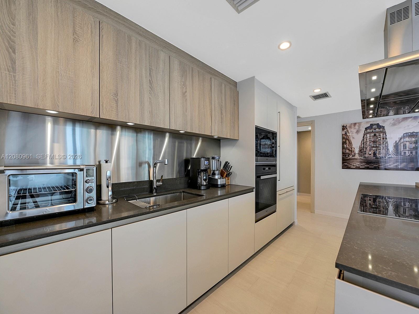 1000 Brickell Plaza 3402, Miami, FL 33131 photo 13