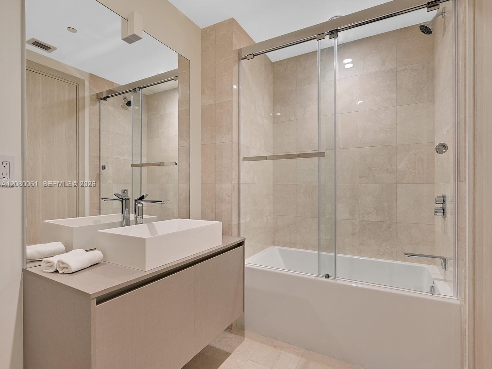 1000 Brickell Plaza 3402, Miami, FL 33131 photo 24