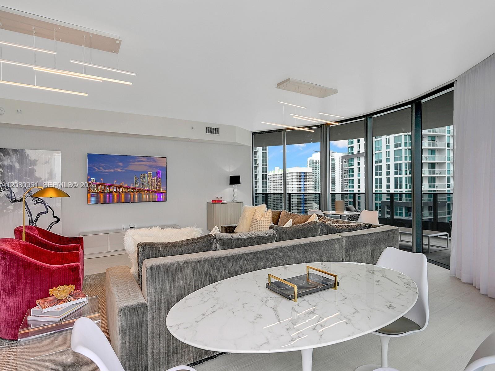 1000 Brickell Plaza 3402 — photo 4