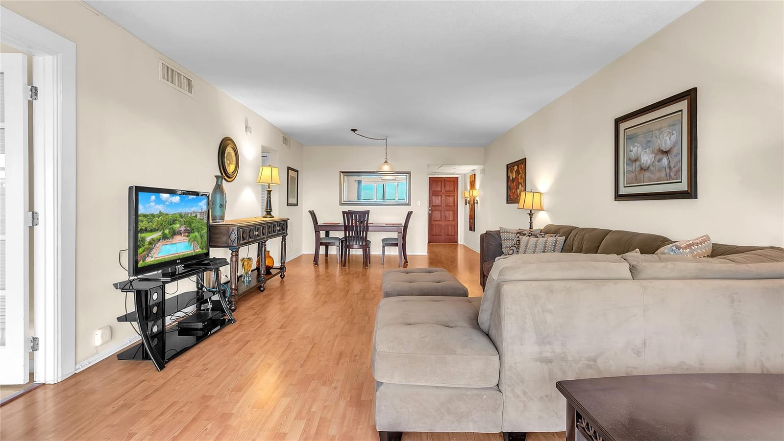 3150 N Palm Aire Drive 909 — photo 5