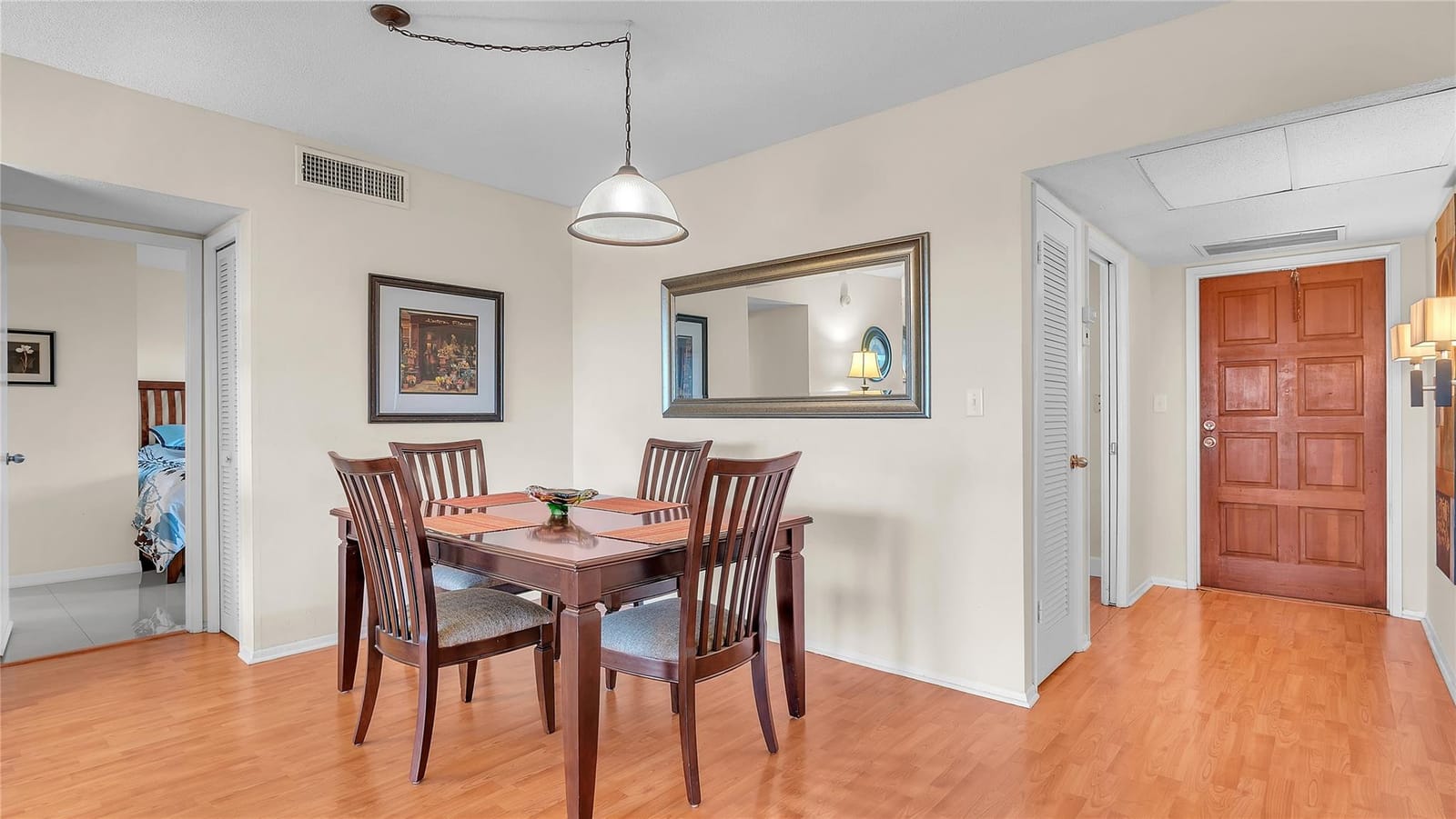 3150 N Palm Aire Drive 909 — photo 8