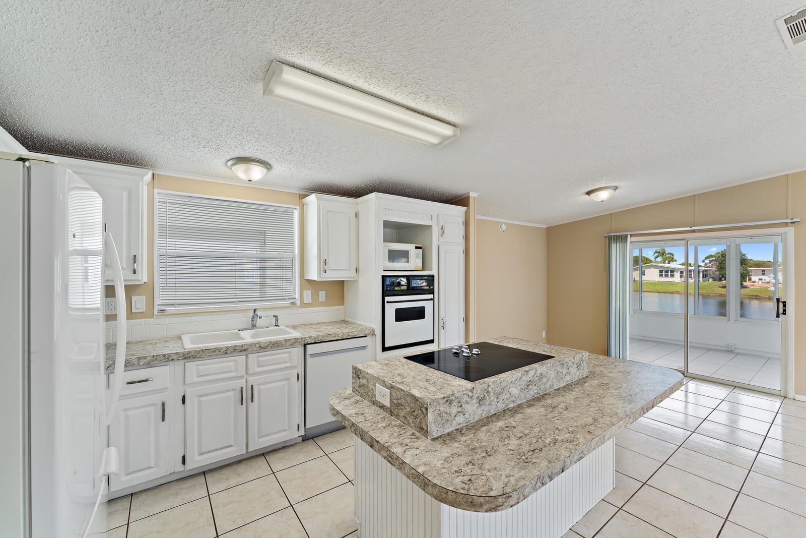 8479 Labelia Court — photo 10