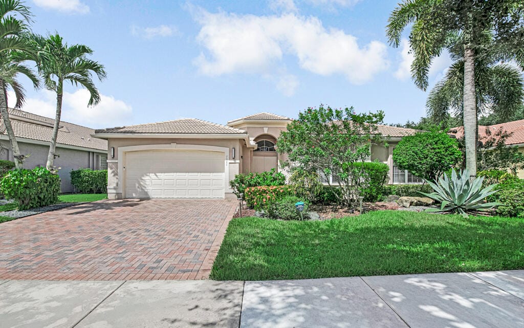7911 Ferndale Bend Drive, Lake Worth, FL 33467