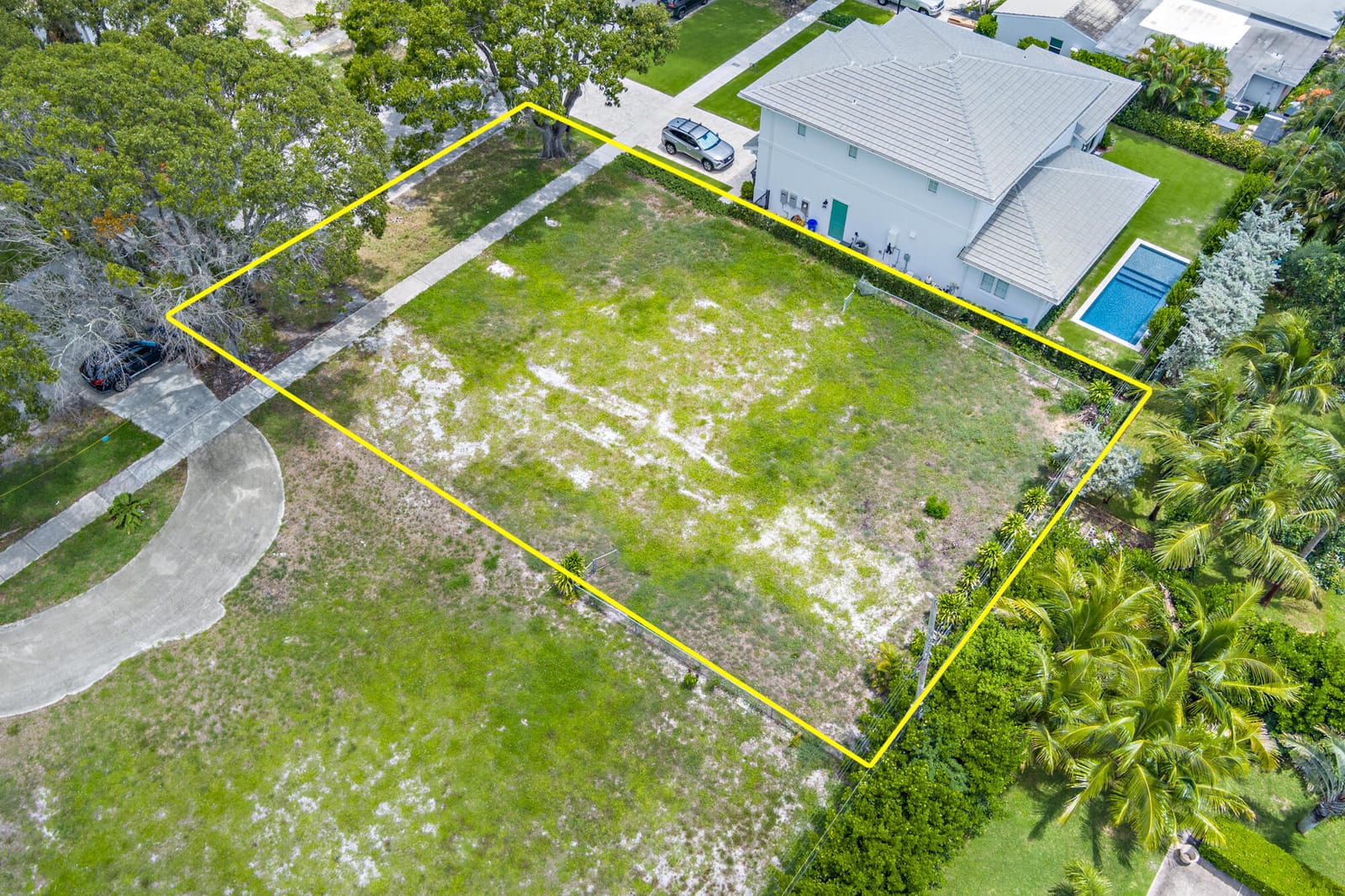 230 Forest Hill Boulevard, West Palm Beach, FL 33405 photo 4