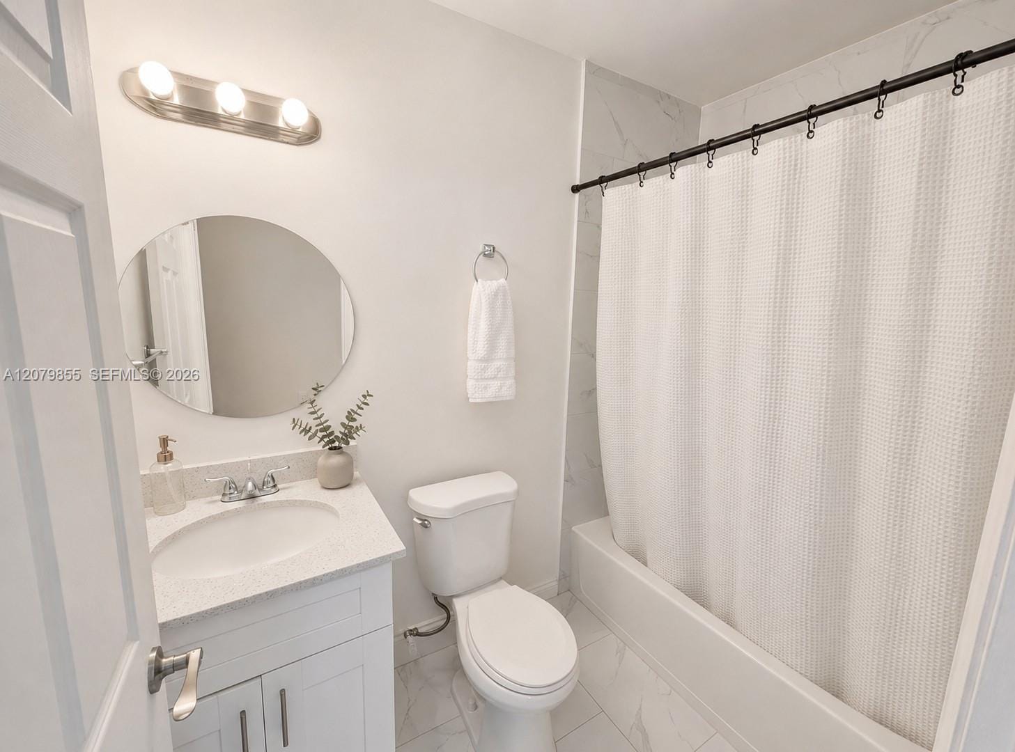 529 NW 16th Avenue — photo 7