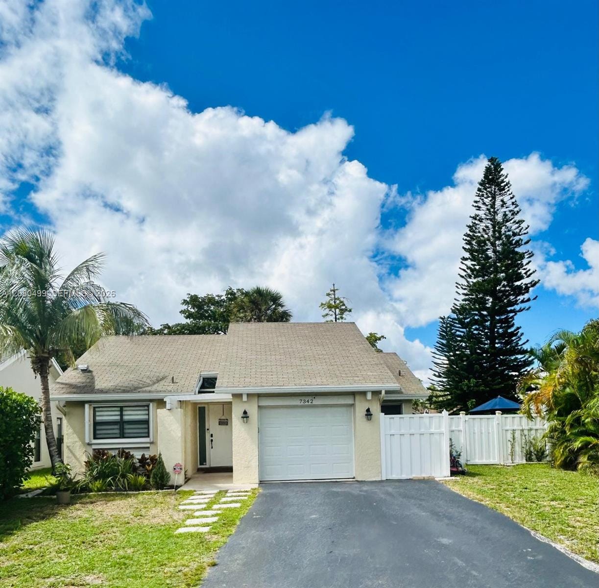 7342 NW 38th Place, Coral Springs, FL 33065