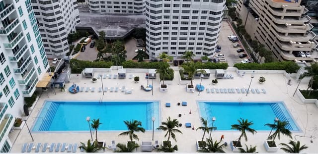951 BRICKELL Avenue 2402, Miami, FL 33131