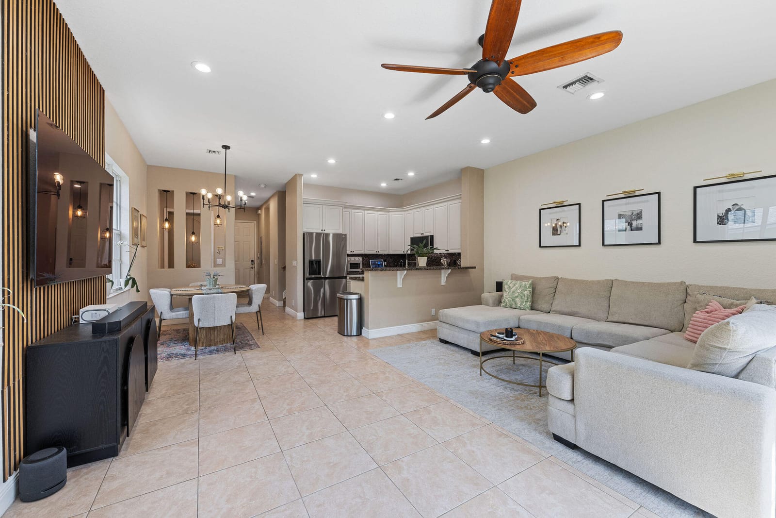 1323 NE 5TH Terrace, Fort Lauderdale, FL 33304 photo 8