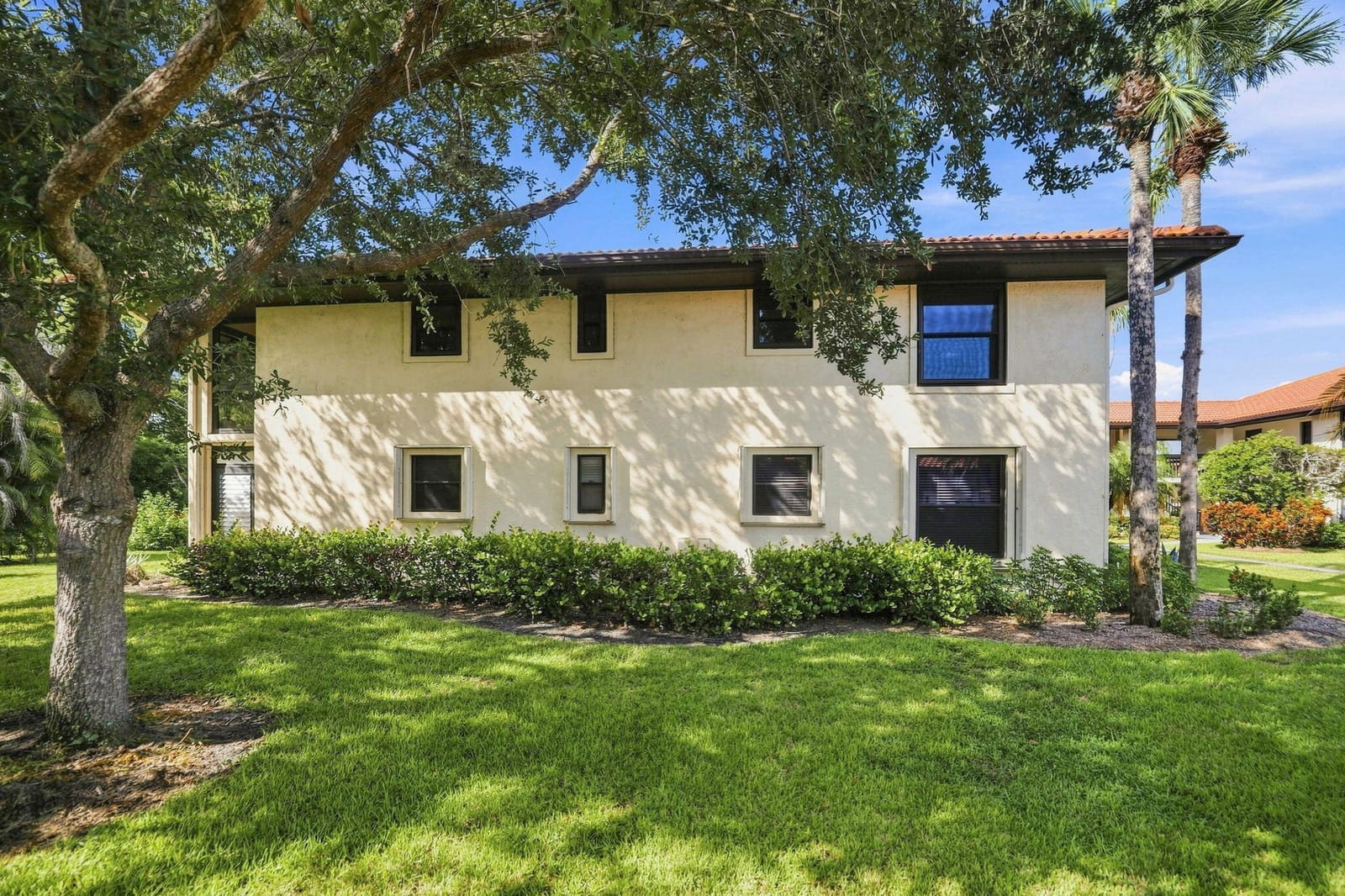 330 SW South River Drive 207, Stuart, FL 34997 photo 19