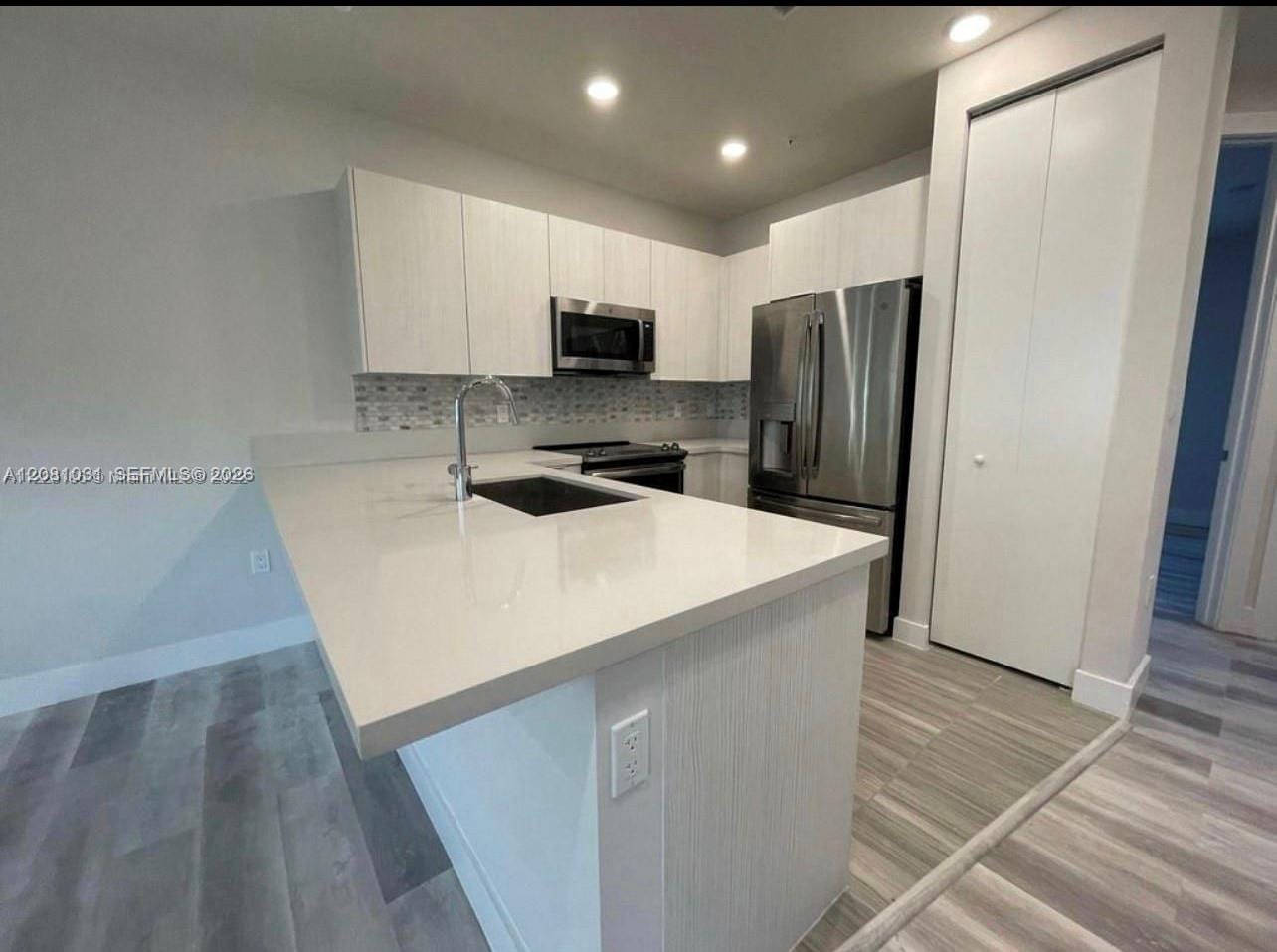 10229 NW 64th Terrace 303, Doral, FL 33178 photo 3