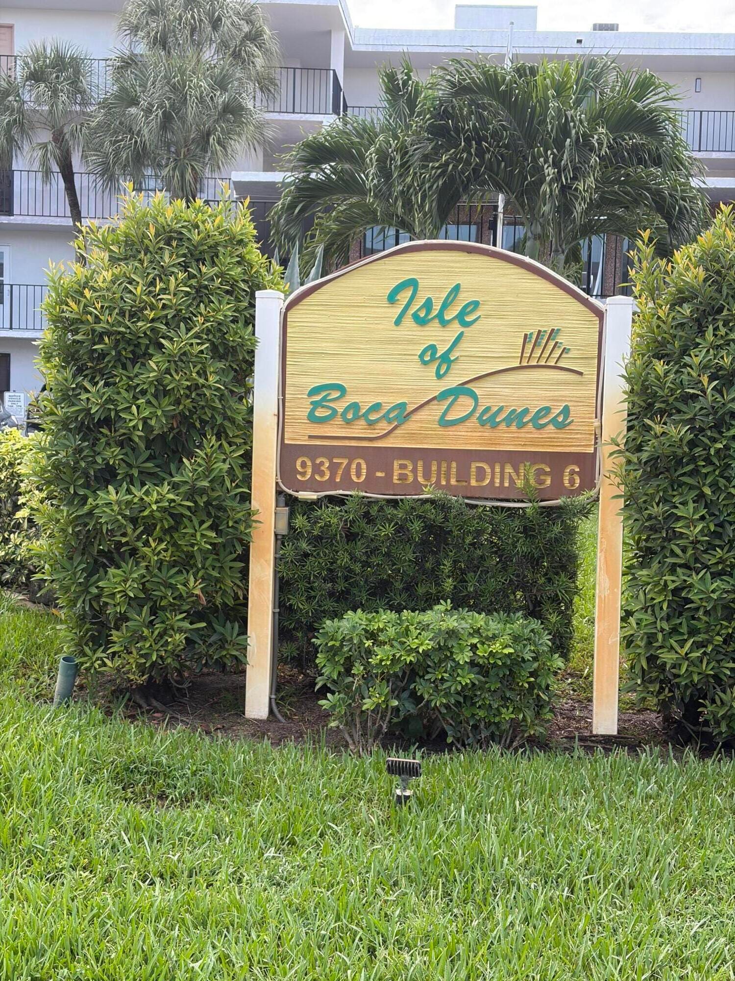 9370 SW 8th Street 118, Boca Raton, FL 33428
