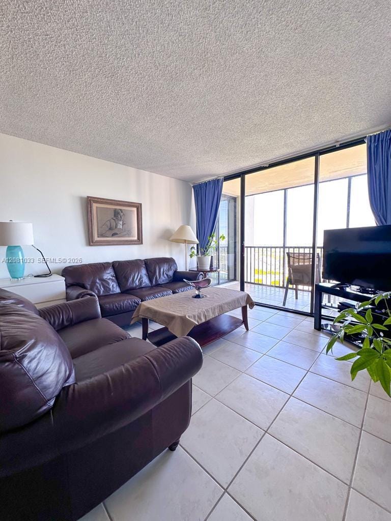 20335 W Country Club Drive 2302 — photo 3