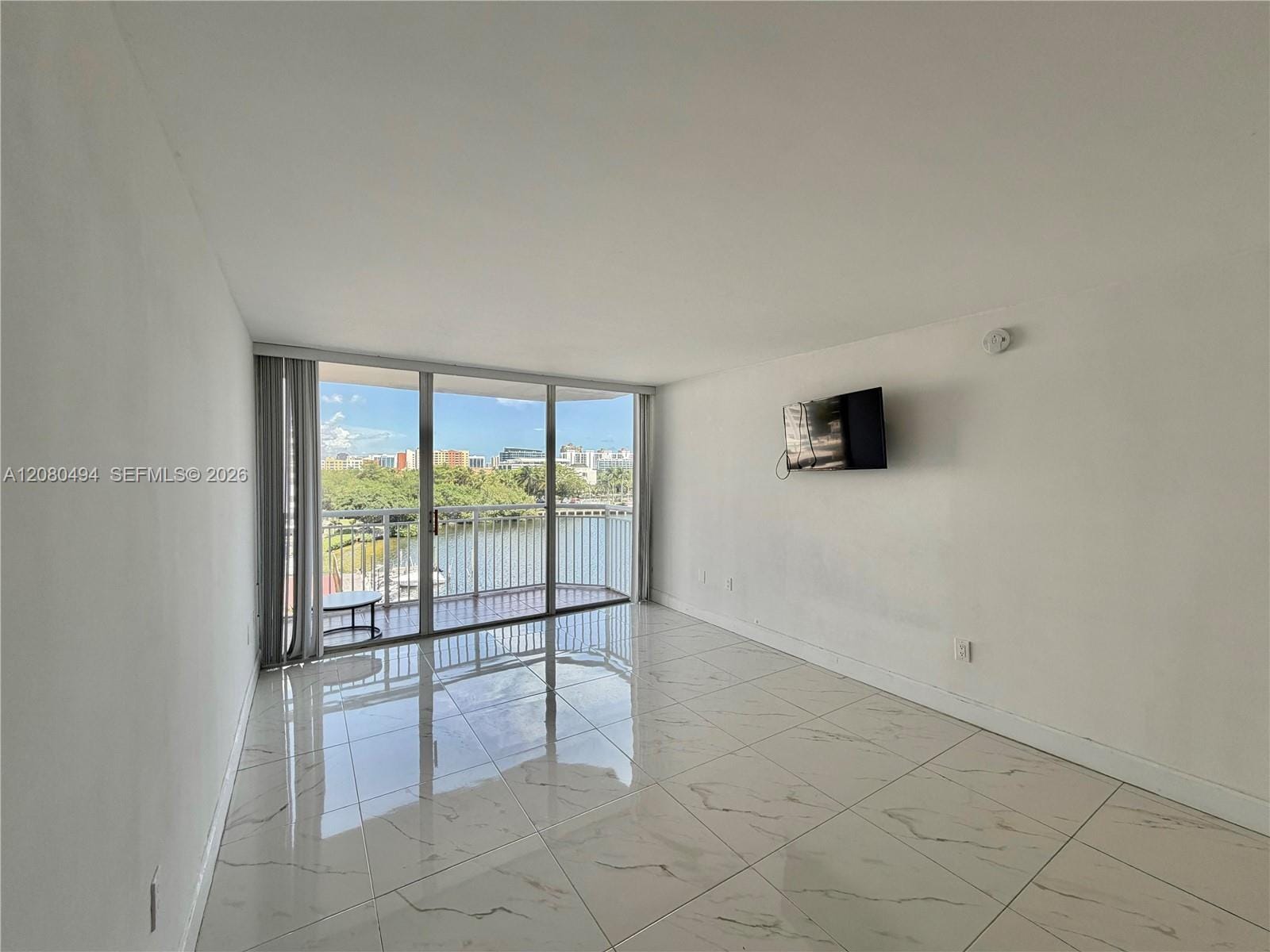 18081 Biscayne Boulevard 504, Aventura, FL 33160 photo 24