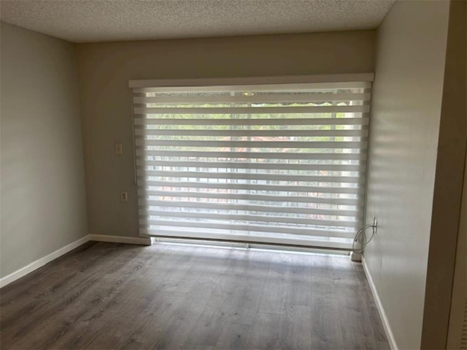 1089 N Benoist Farms Road 301 — photo 6