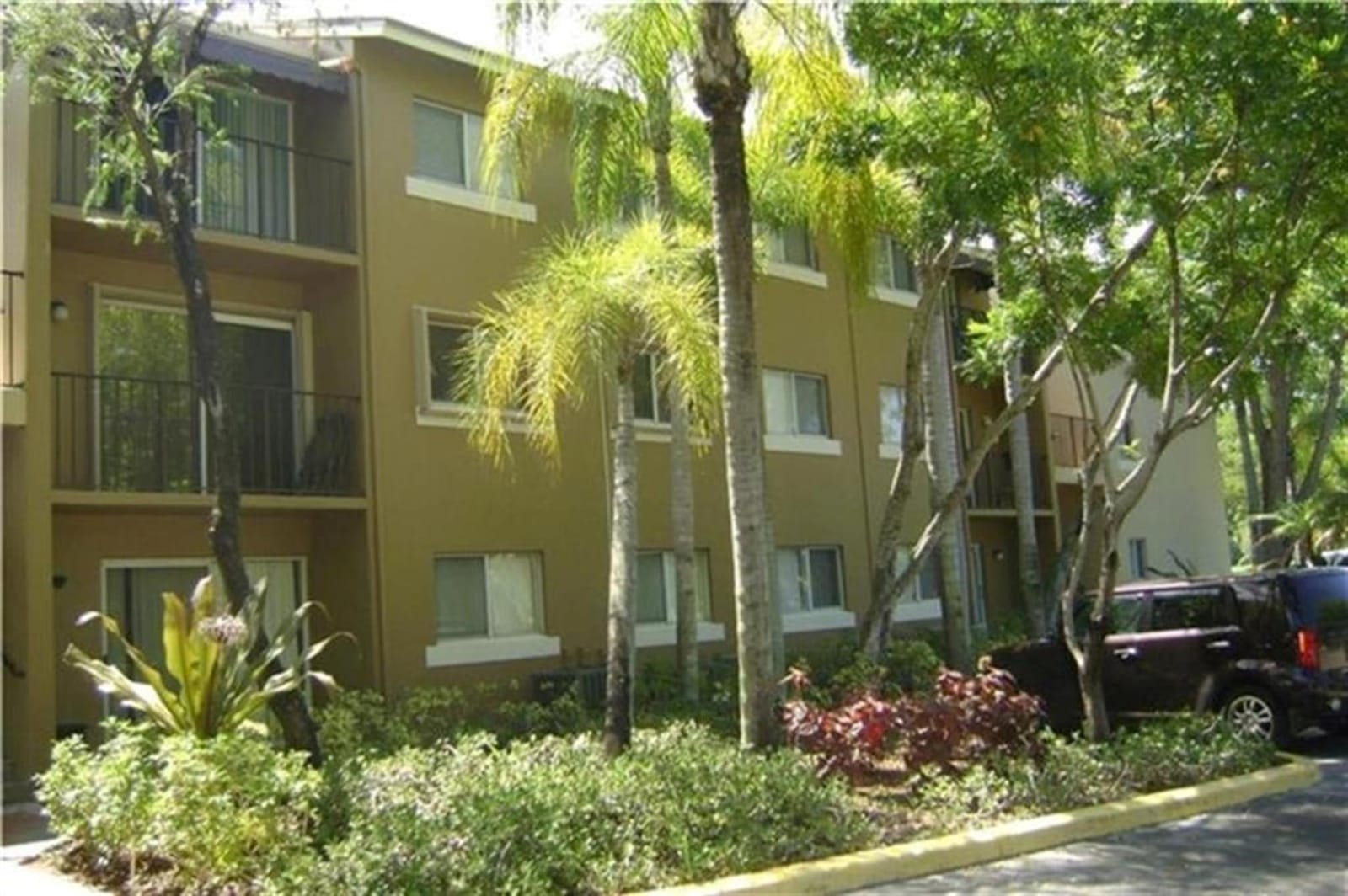1089 N Benoist Farms Road 301, West Palm Beach, FL 33411
