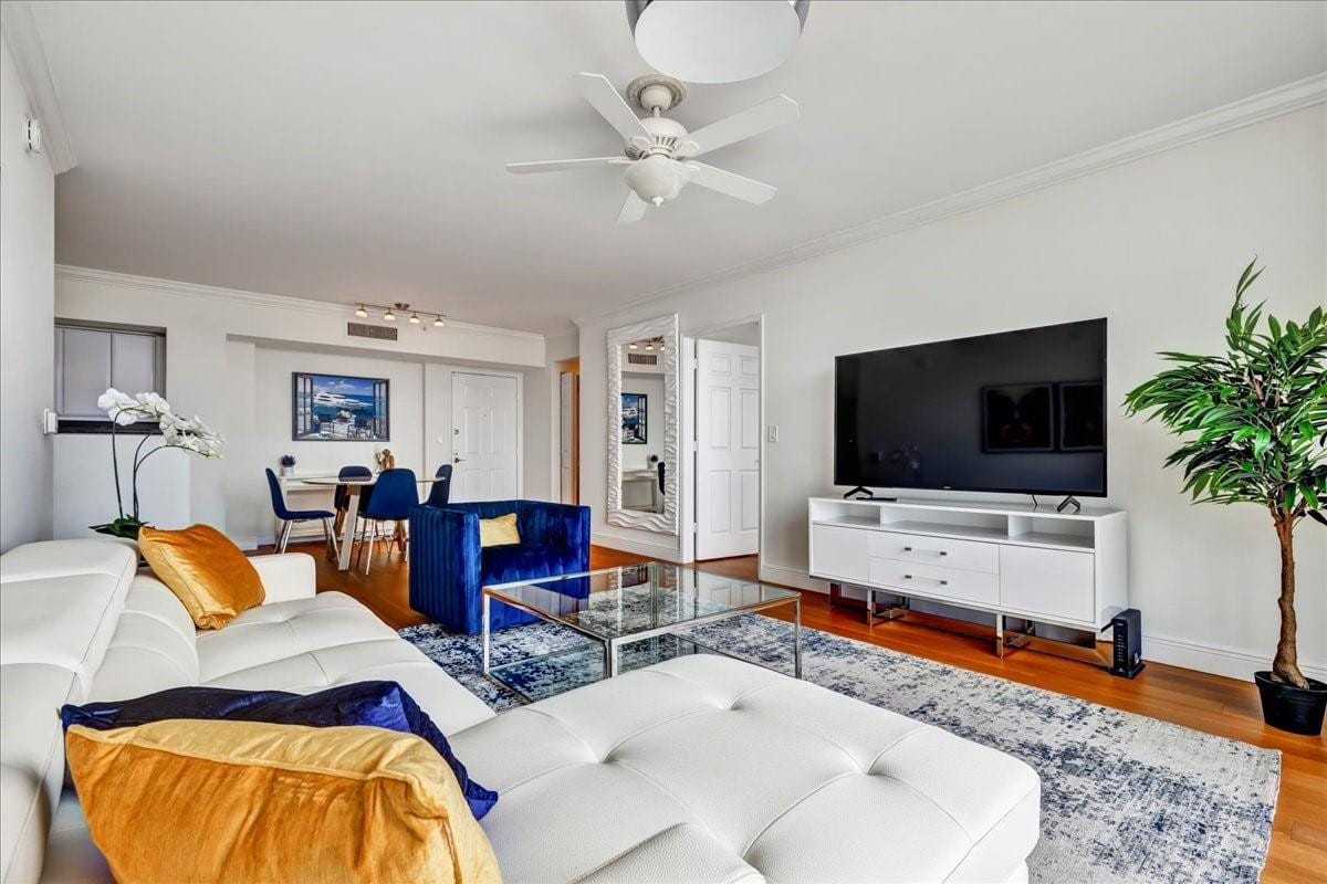 651 OKEECHOBEE Boulevard 801, West Palm Beach, FL 33401 photo 13