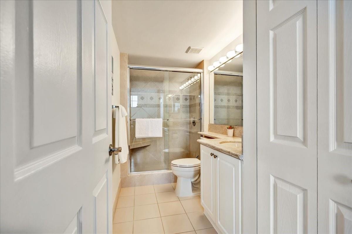 651 OKEECHOBEE Boulevard 801, West Palm Beach, FL 33401 photo 22