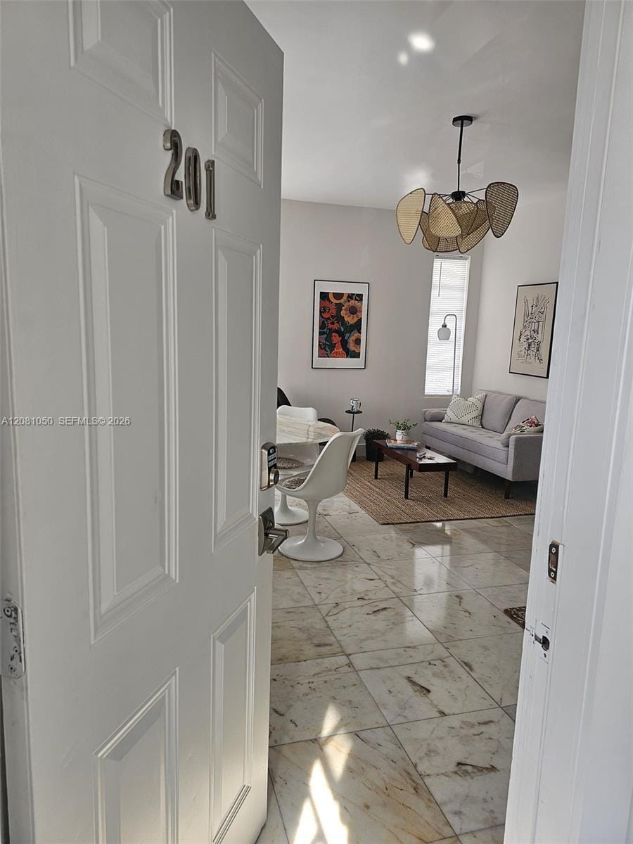801 8th Street 201, Miami Beach, FL 33139