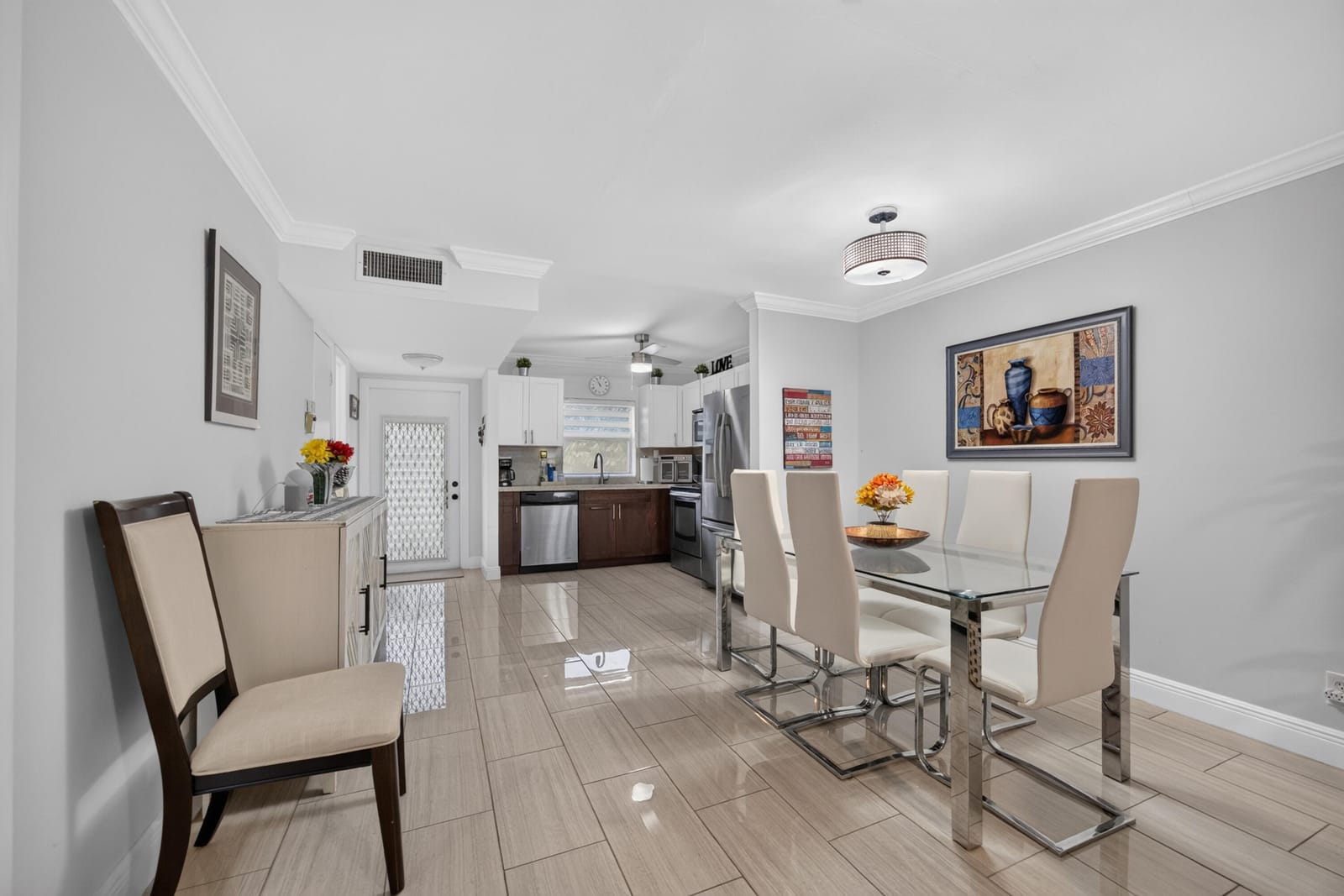9881 Sunrise Lakes Boulevard 308 — photo 5