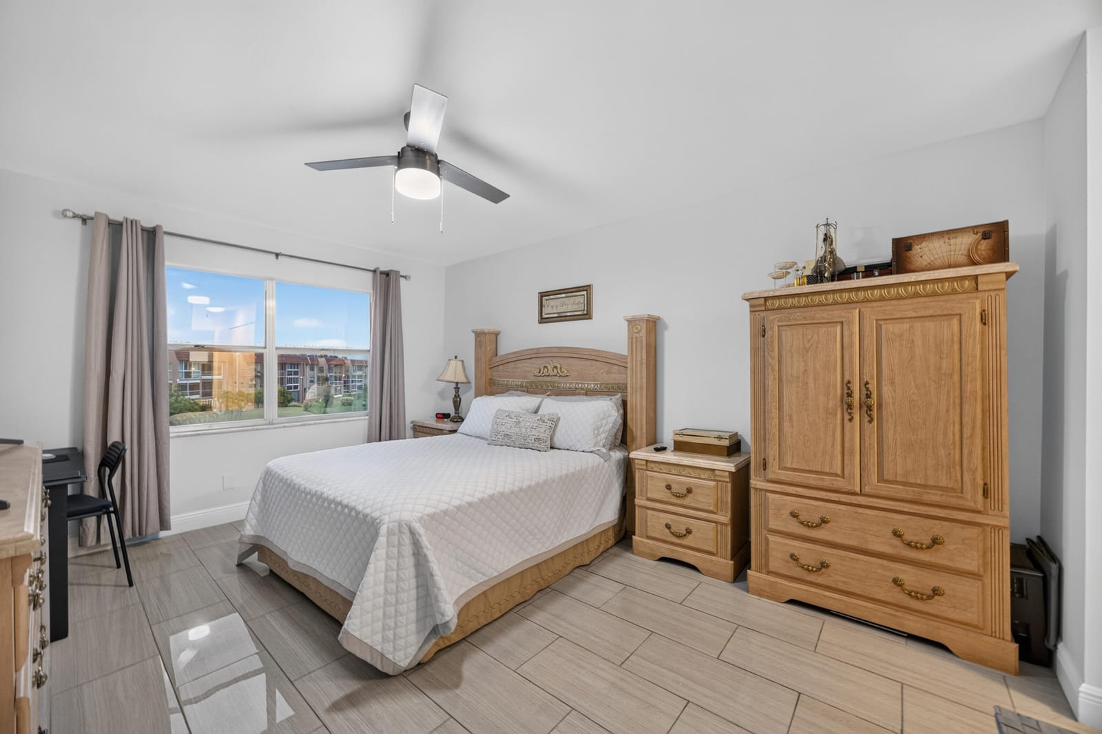 9881 Sunrise Lakes Boulevard 308 — photo 9