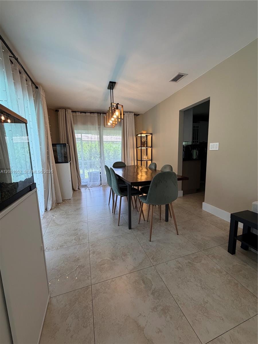 8203 NW 37th Street — photo 3