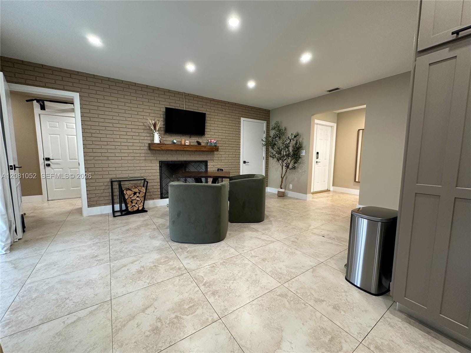 8203 NW 37th Street — photo 7