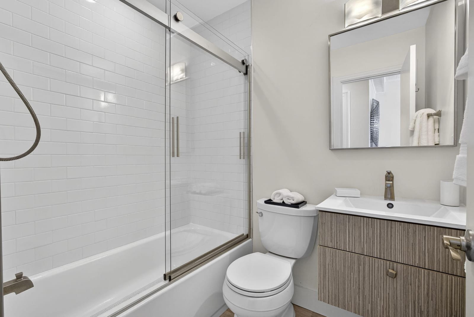 235 SUNRISE Avenue 3044, Palm Beach, FL 33480 photo 16
