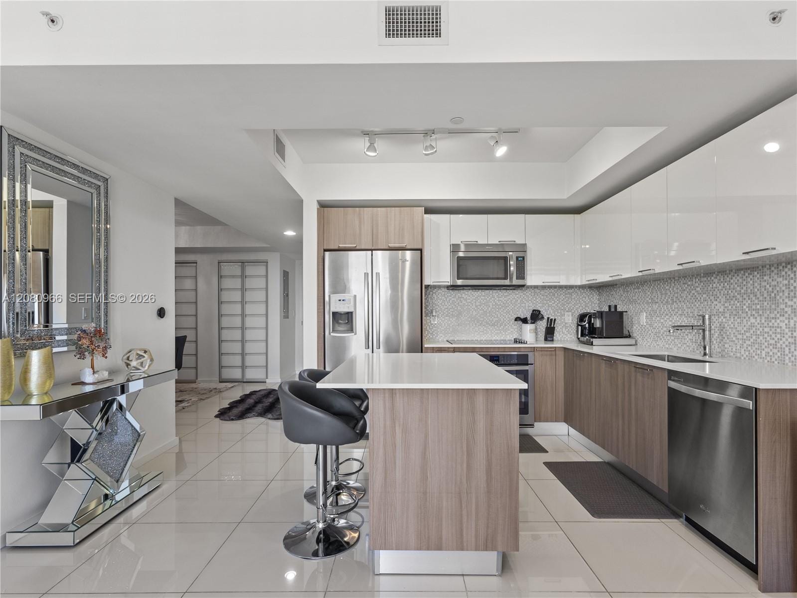 5252 NW 85th Avenue 808 — photo 11