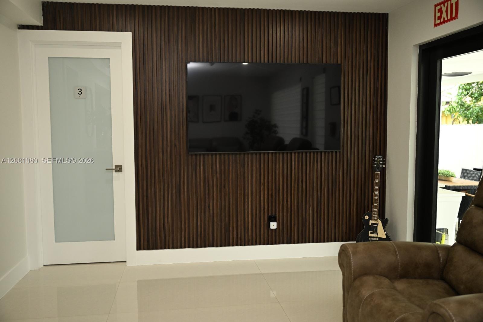 850 W 51st Place — photo 9