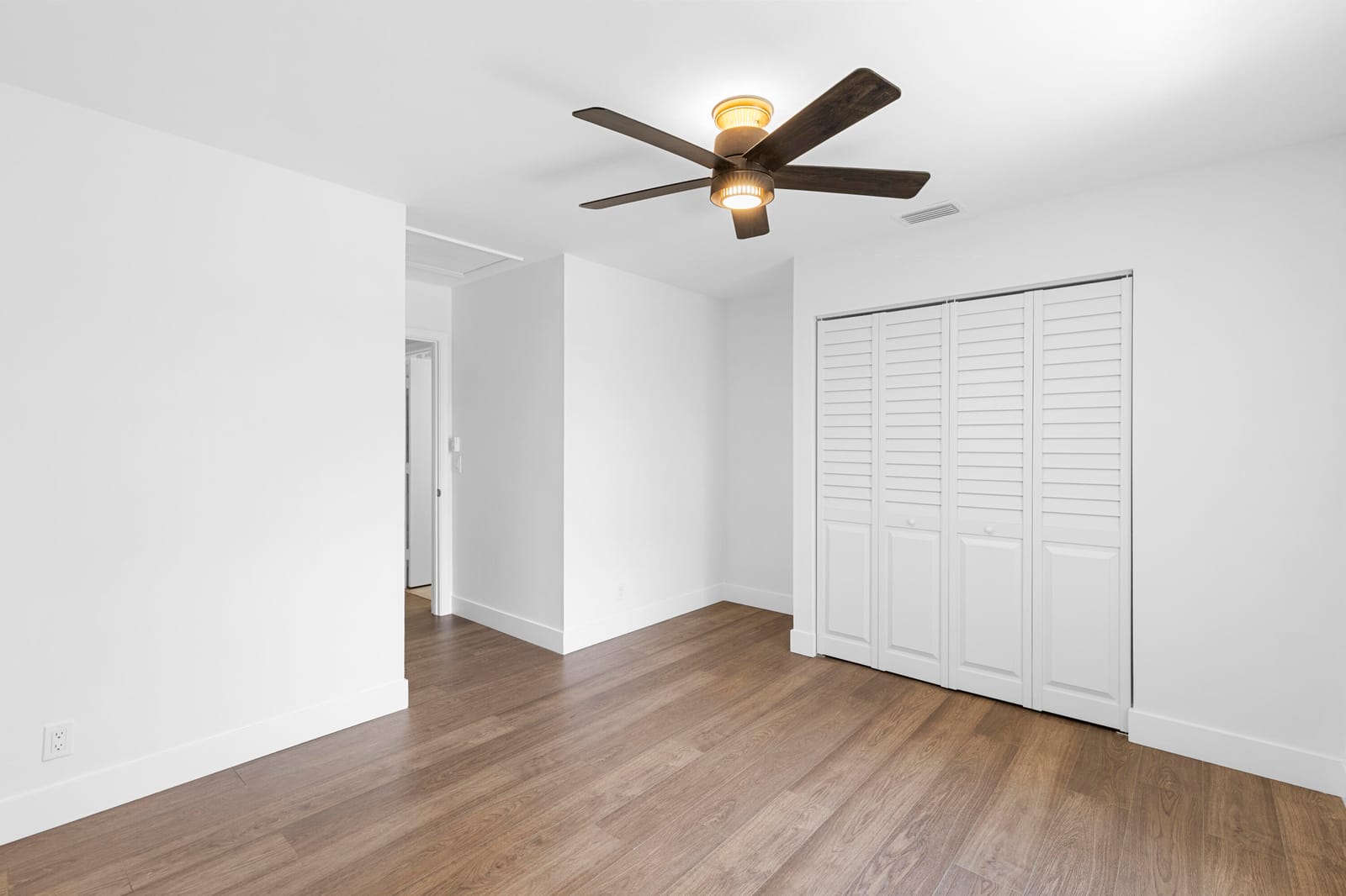 84 CENTENNIAL Court, Deerfield Beach, FL 33442 photo 14