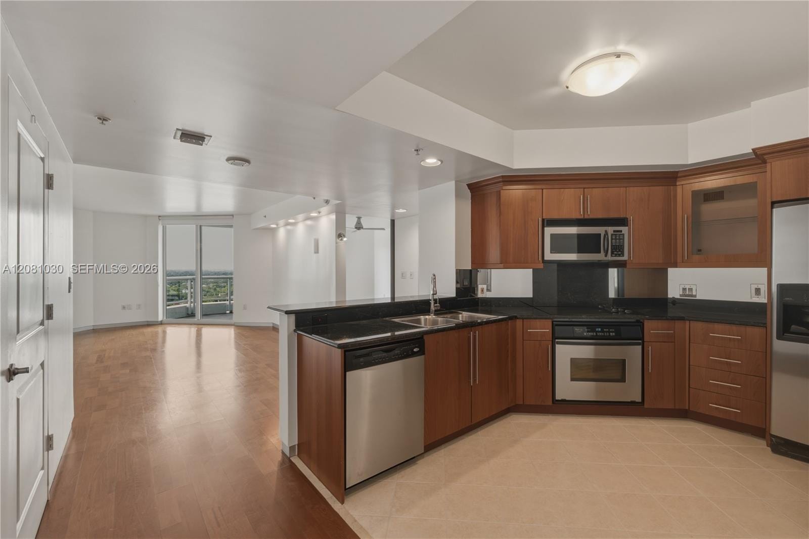 401 SW 4th Avenue 1700 — photo 8