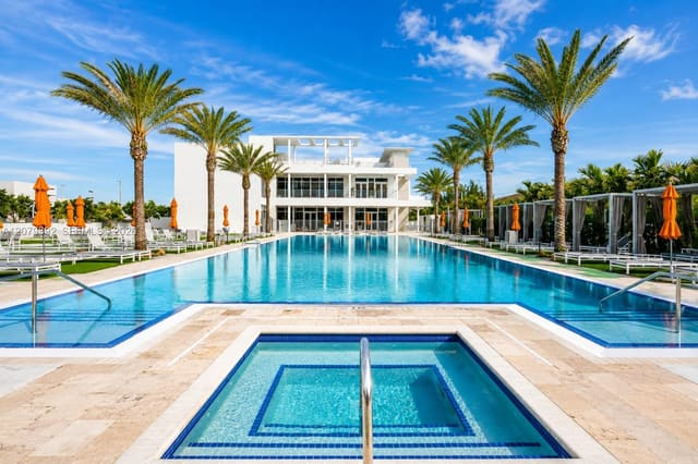 6416 NW 102nd Court 302, Doral, FL 33178
